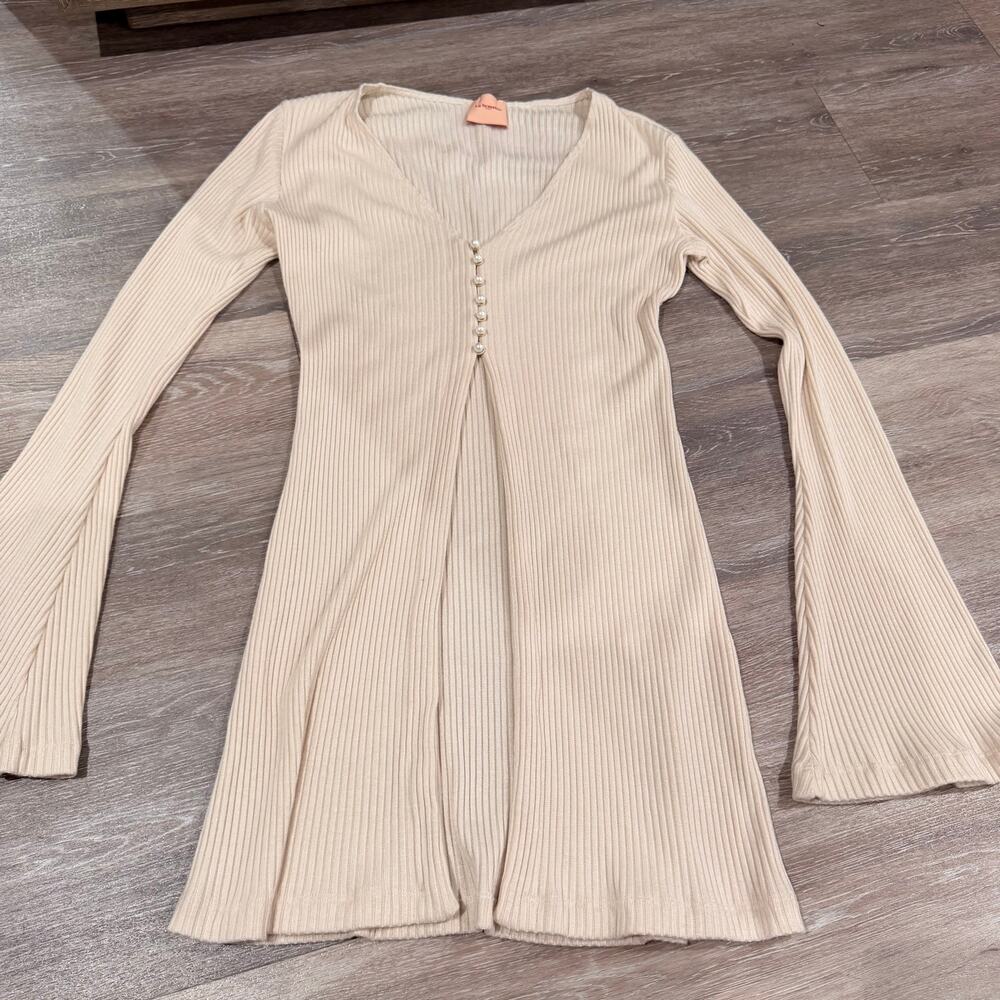La Semaine Paris Size Small Beige Pearl Ribbed Shirt - Picture 2 of 6